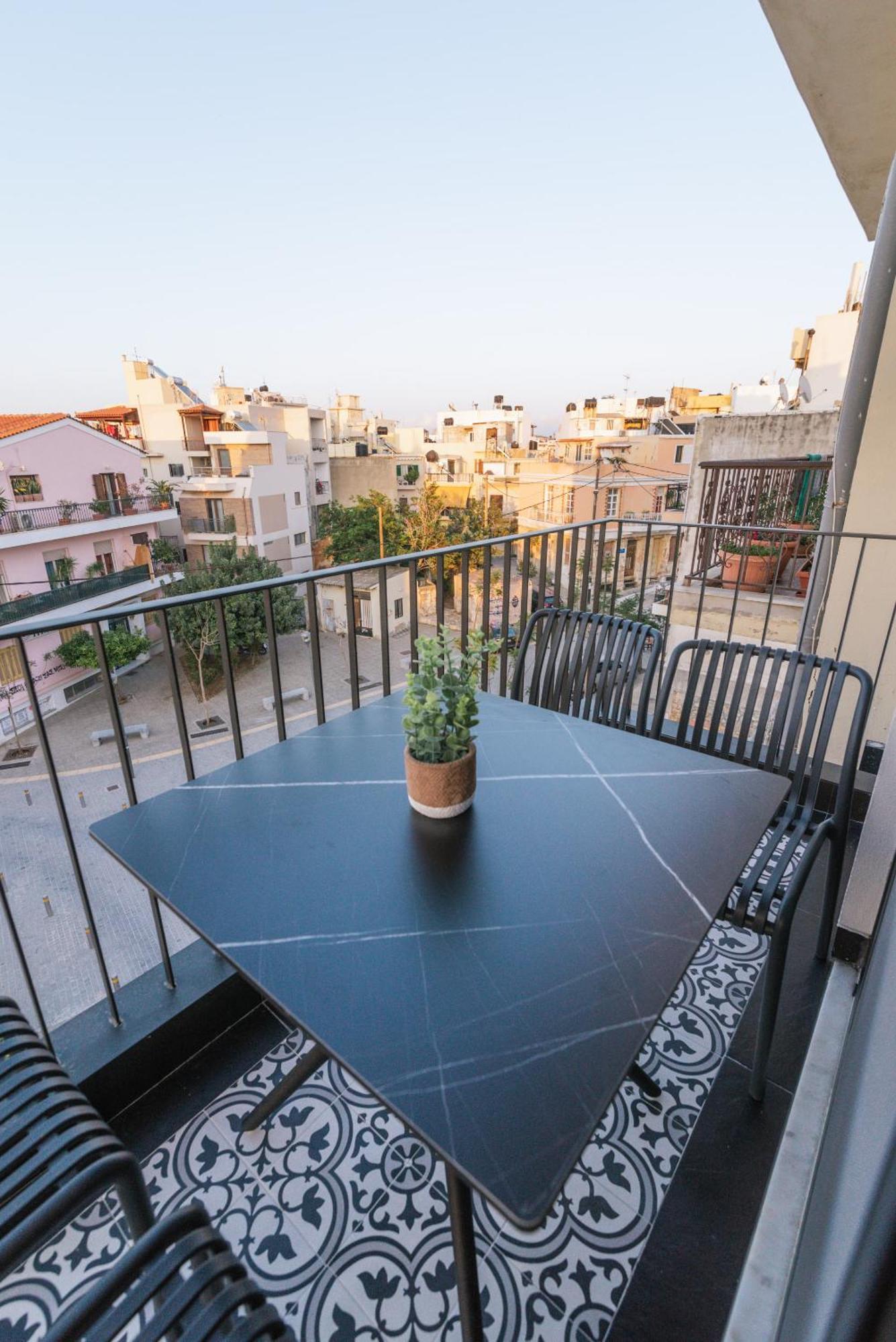 Fontem Central Living Heraklion  ภายนอก รูปภาพ